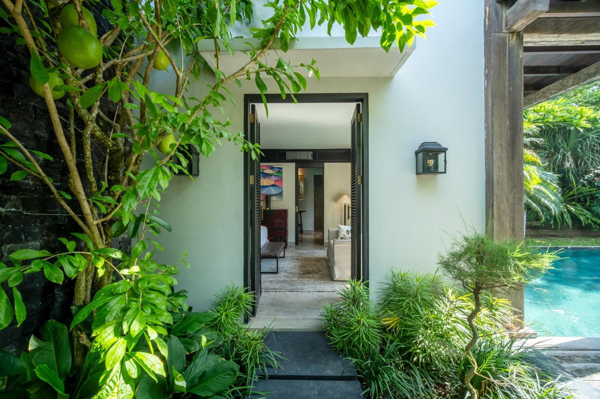 Villa De Suma - Fully Staffed Luxury Villa, Walk To The Beach! 세미냑 외부 사진