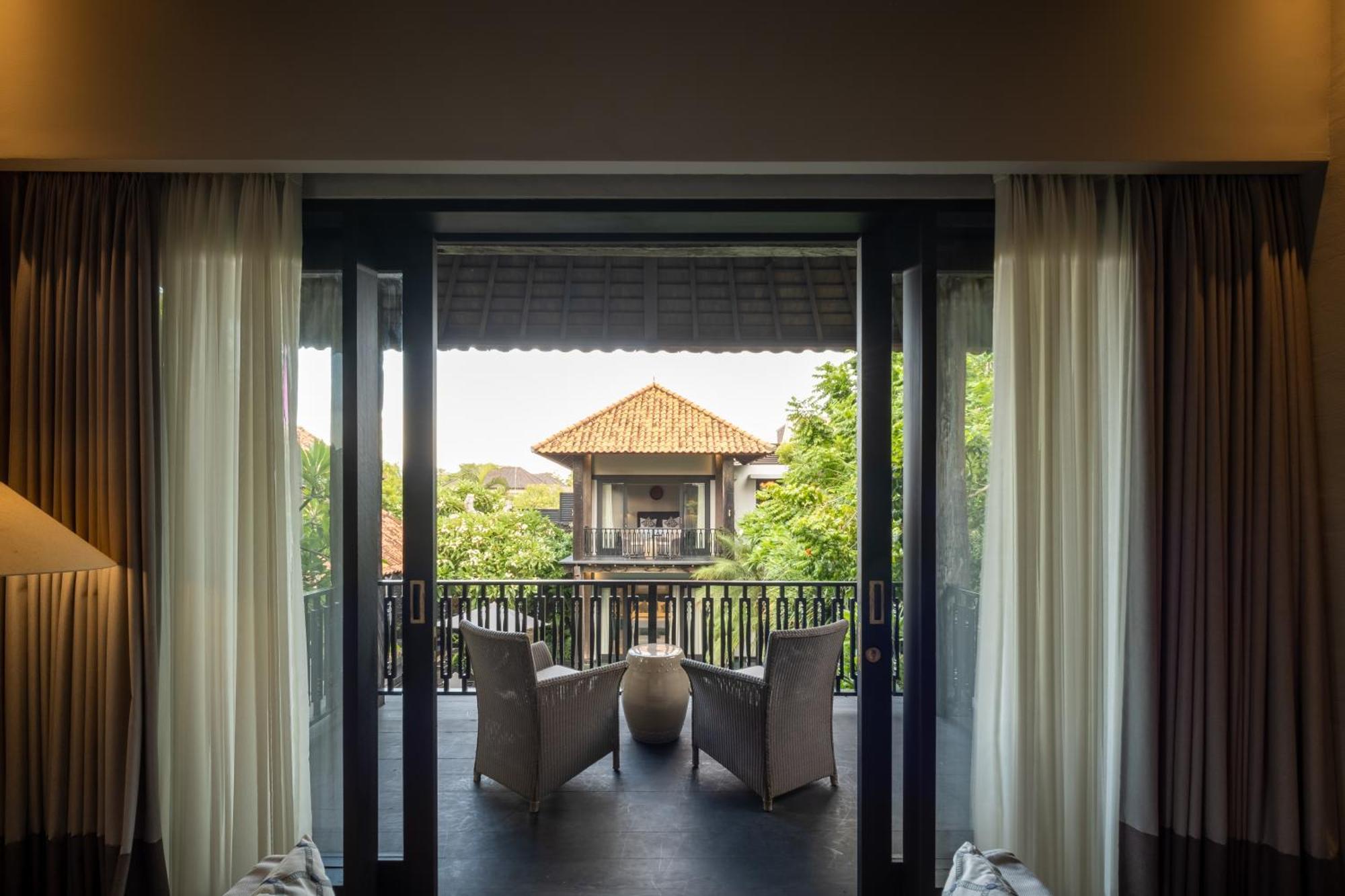 Villa De Suma - Fully Staffed Luxury Villa, Walk To The Beach! 세미냑 외부 사진