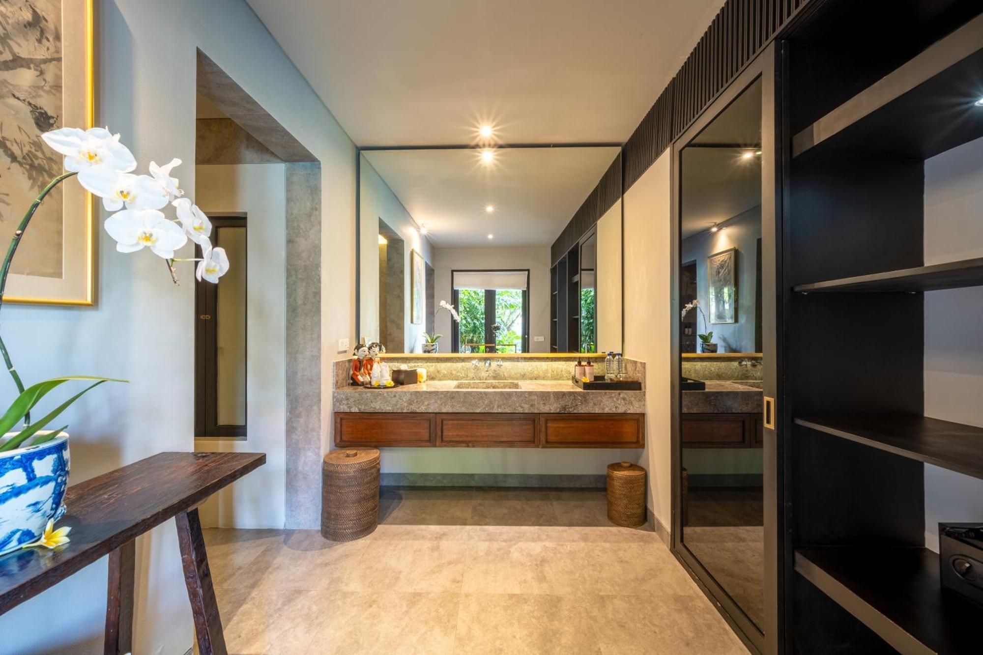 Villa De Suma - Fully Staffed Luxury Villa, Walk To The Beach! 세미냑 외부 사진
