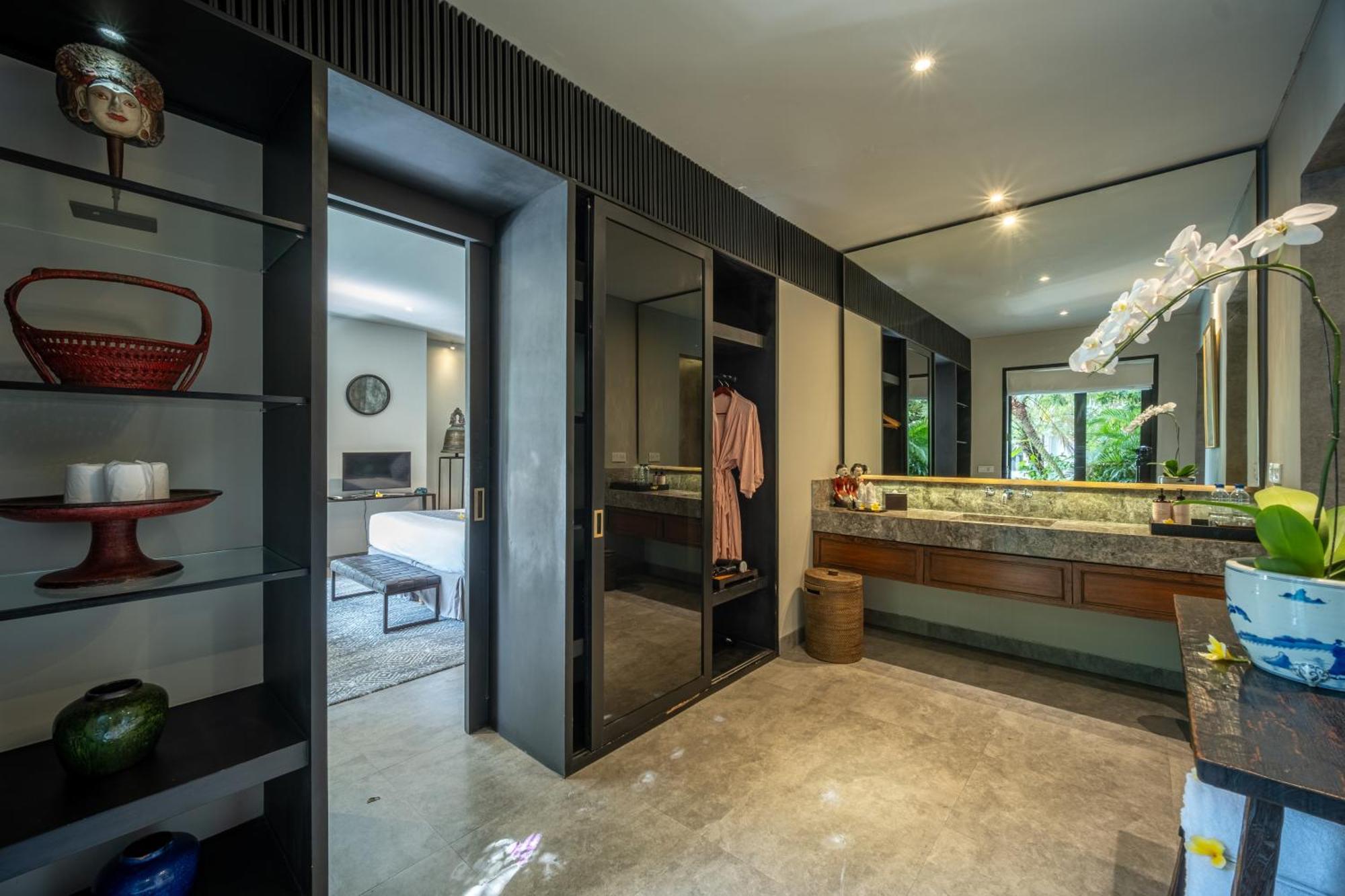 Villa De Suma - Fully Staffed Luxury Villa, Walk To The Beach! 세미냑 외부 사진