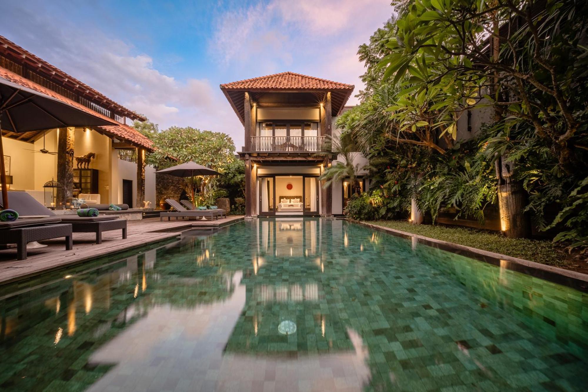 Villa De Suma - Fully Staffed Luxury Villa, Walk To The Beach! 세미냑 외부 사진