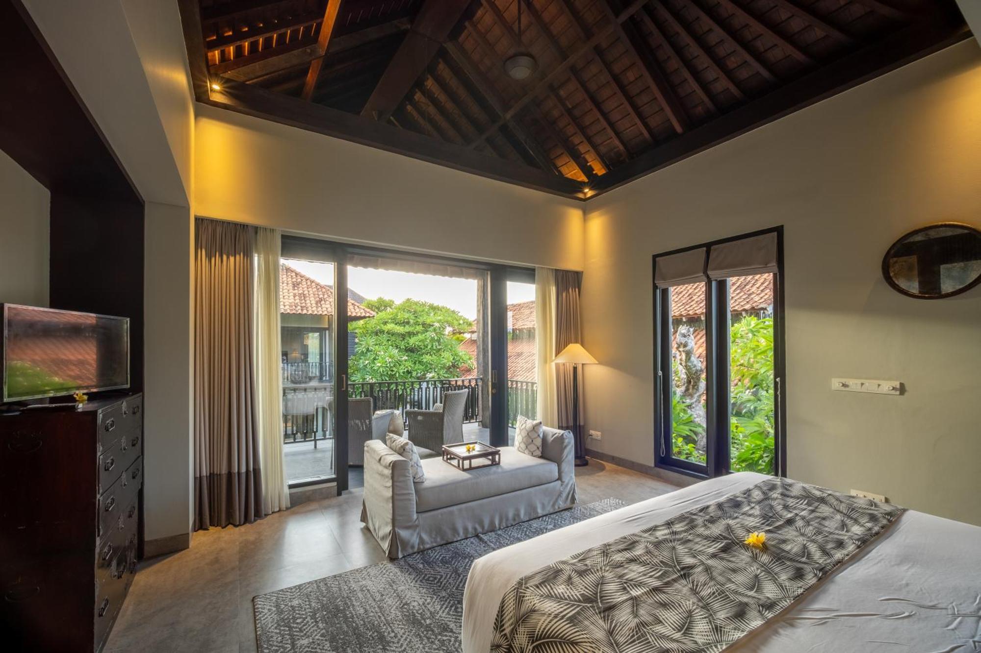 Villa De Suma - Fully Staffed Luxury Villa, Walk To The Beach! 세미냑 외부 사진